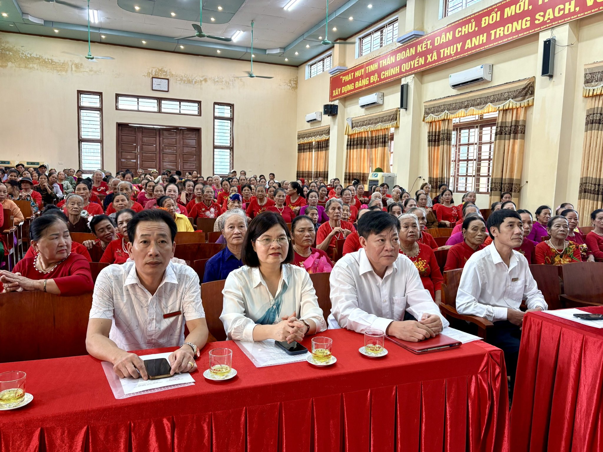XÃ THỤY ANH KỶ NIỆM 36 NĂM NGÀY QUỐC TẾ NGƯỜI CAO TUỔI, PHÁT ĐỘNG THÁNG HÀNH ĐỘNG VÌ NGƯỜI CAO TUỔI NĂM 2026