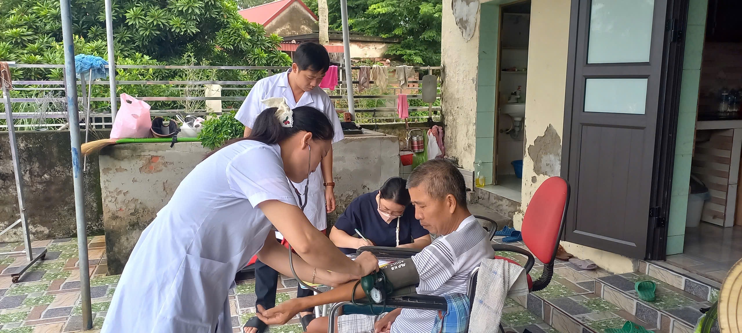 XÃ THỤY ANH ĐẨY NHANH TIẾN ĐỘ KHÁM SỨC KHỎE TOÀN DÂN