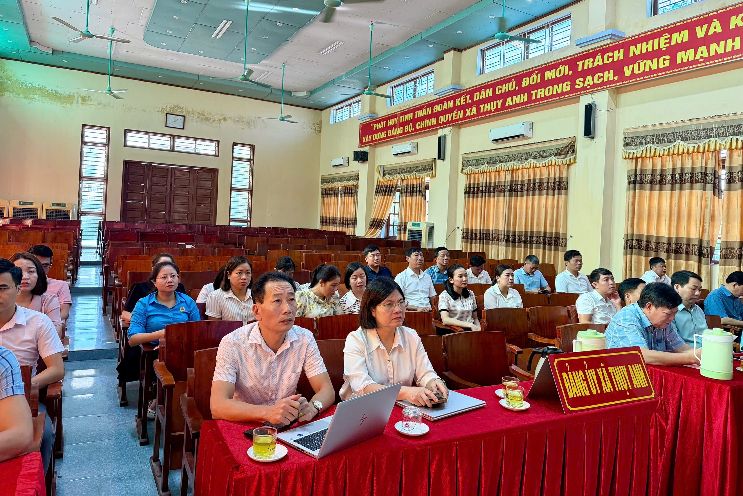 XÃ THỤY ANH TỔ CHỨC 22 ĐIỂM CẦU THAM DỰ HỘI NGHỊ TOÀN QUỐC NGHIÊN CỨU, HỌC TẬP, QUÁN TRIỆT CÁC NGHỊ QUYẾT, CHỈ THỊ CỦA BỘ CHÍNH TRỊ